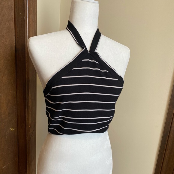 Missguided crop top - Picture 2 of 6